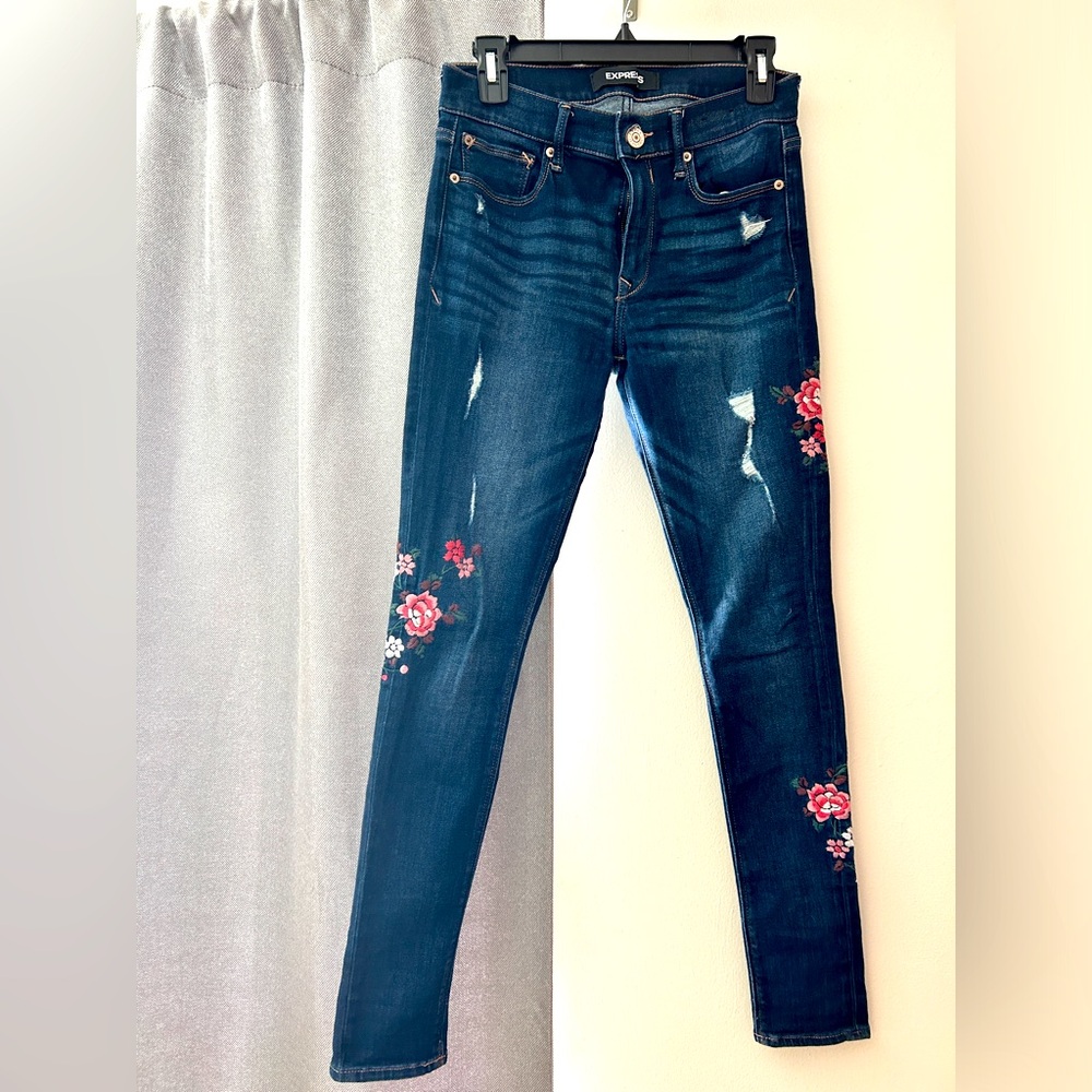 EXPRESS Distressed Floral Print Jeans size 4
